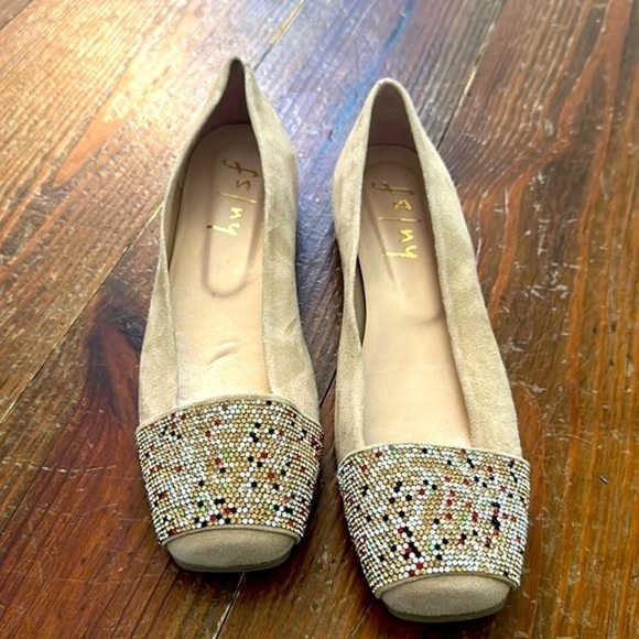 French Sole FS/NY Beige Suede Square Toe Ballet Flat Shoes w/Crystals Size 7.5 - Picture 1 of 9